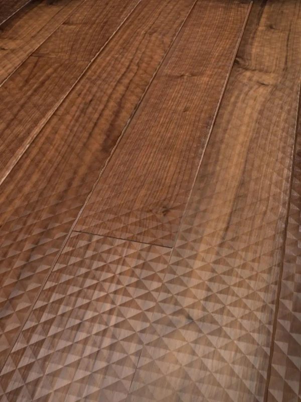Chefren: varnished walnut