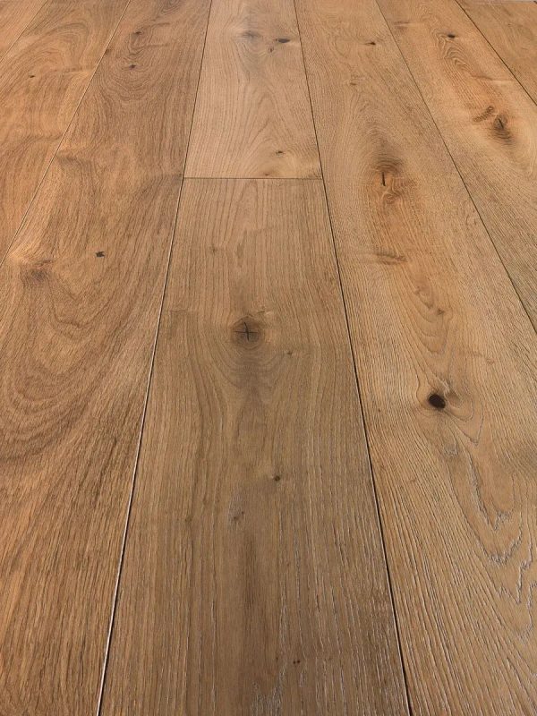 Thermotreated Oak 165°: brushed, waterbase varnished